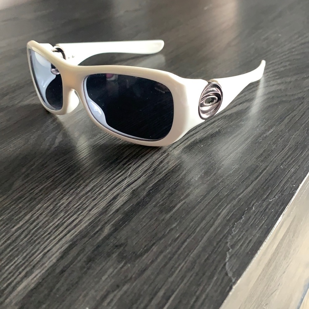 Oakley Flaunt Sunglasses